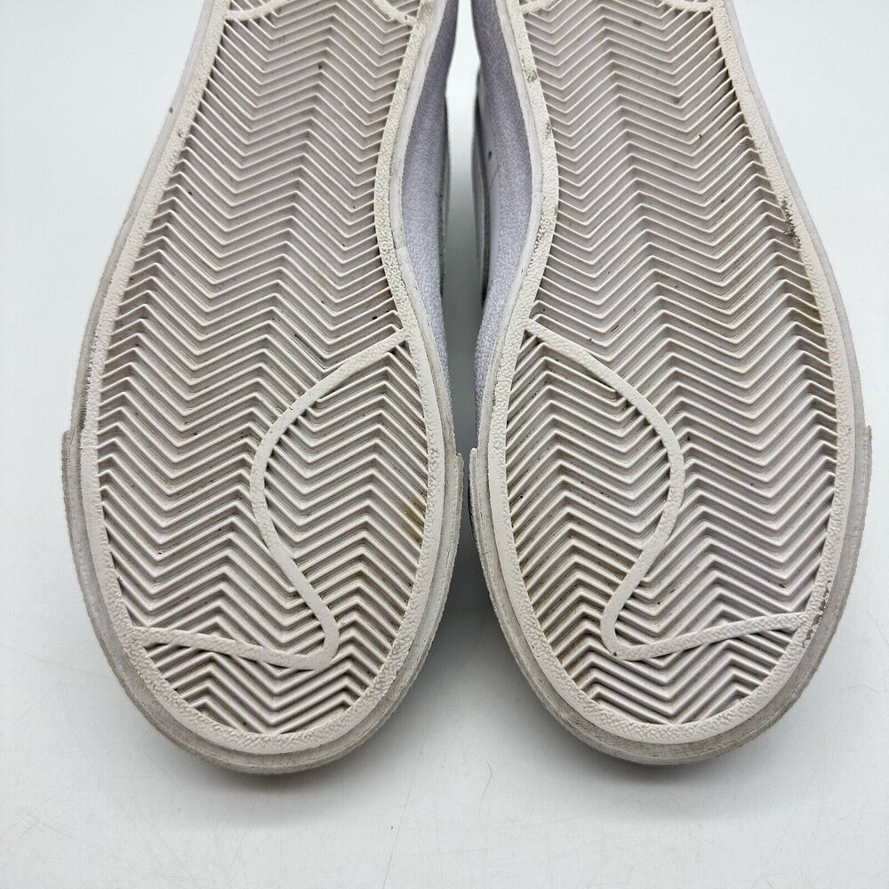 Nike Blazer ‘77 Women's Size 7 Triple White Athletic Casual Shoes DC4769-101 - Picture 8 of 13